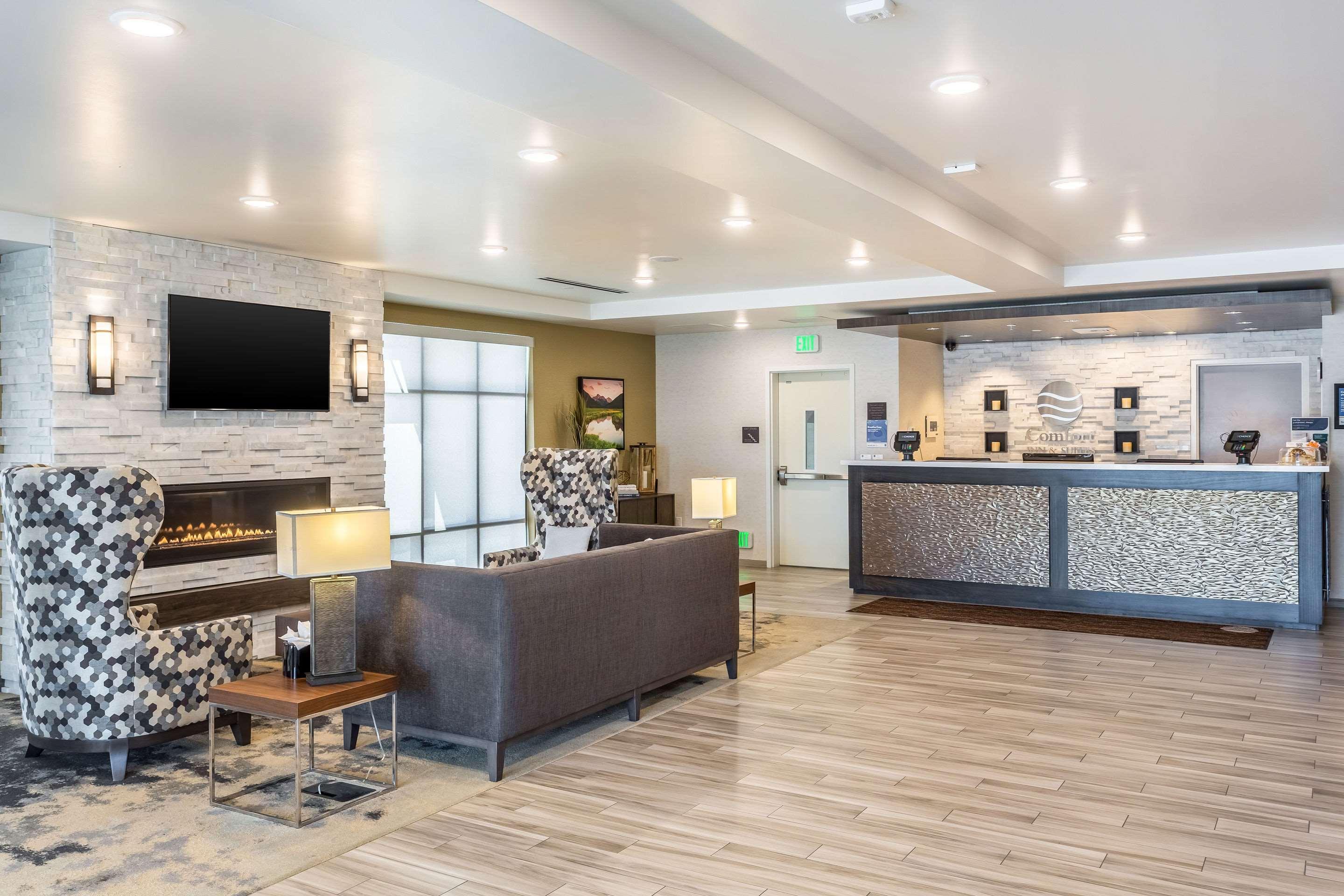 Comfort Inn & Suites Salt Lake City Airport Eksteriør billede