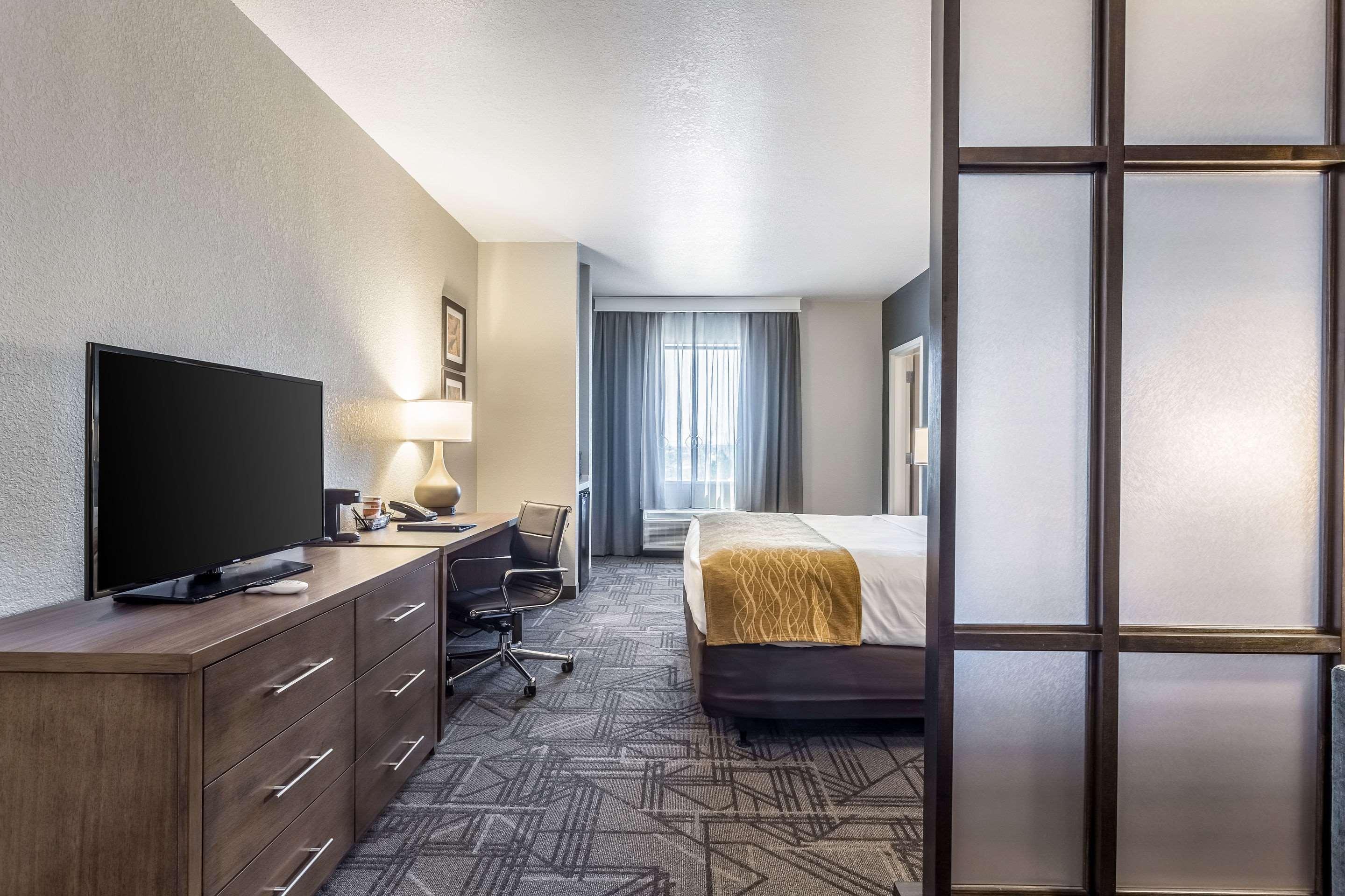 Comfort Inn & Suites Salt Lake City Airport Eksteriør billede